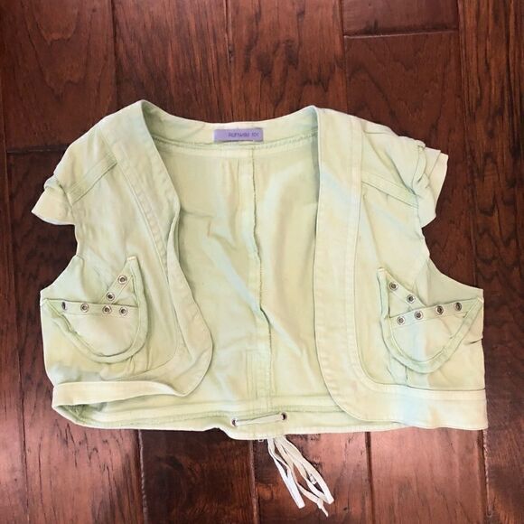Light green cap sleeve short vest - Picture 1 of 1